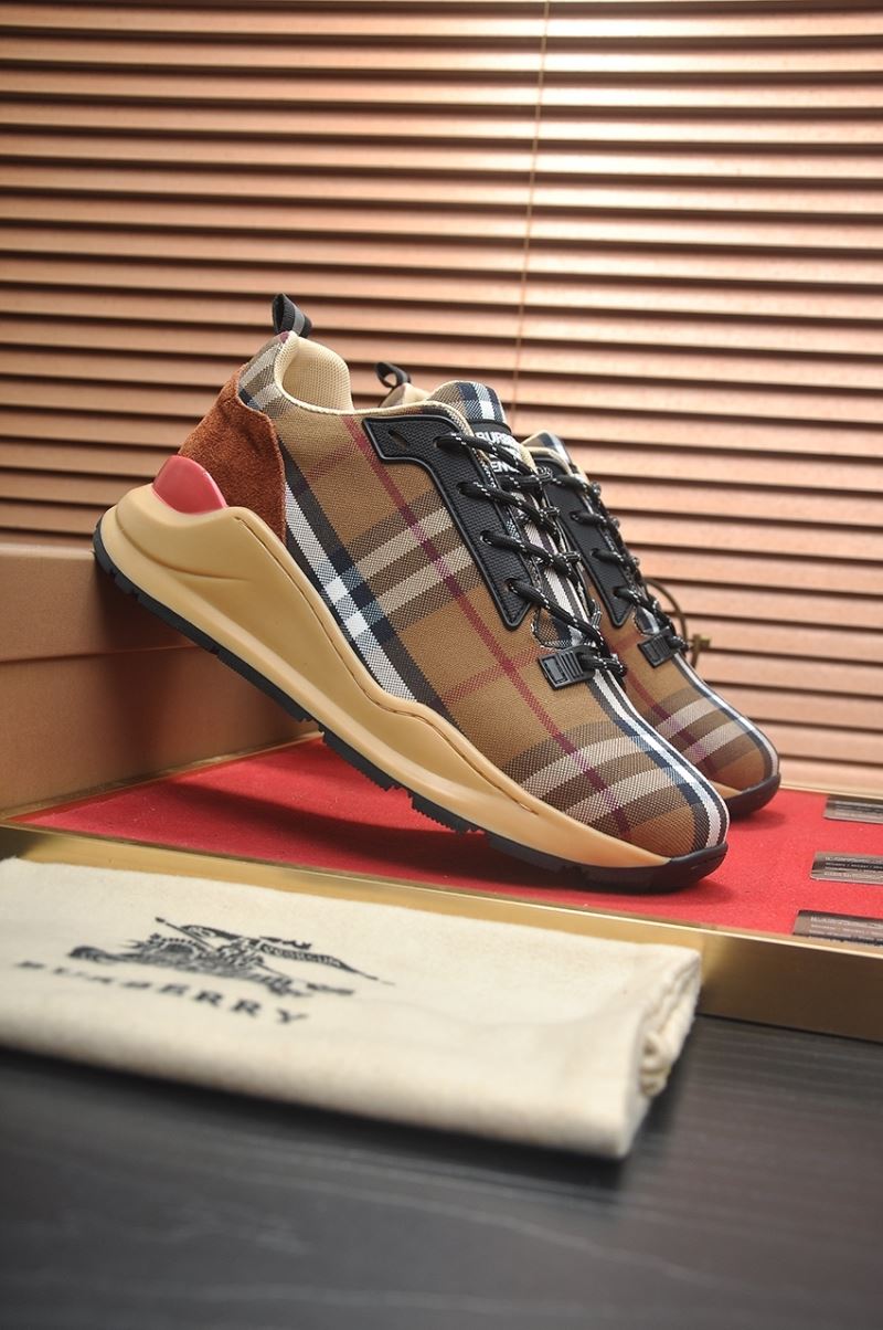 Burberry Low Shoes